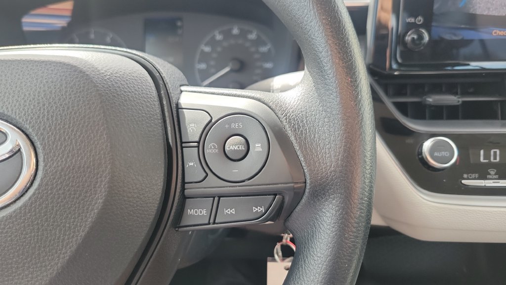 Used 2023 Toyota Corolla LE FWD image 21