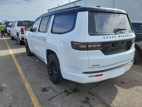 Used 2022 Jeep Grand Wagoneer Series II image 7