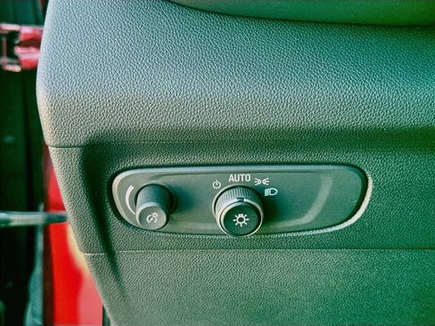 Used 2023 Buick Envision Preferred w/ Sport Touring Package FWD image 18