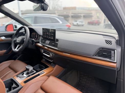 Certified 2023 Audi Q5 e Premium Plus w/ Premium Plus Package image 23