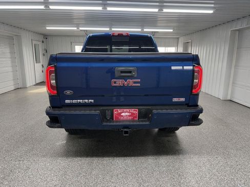 Used 2016 GMC Sierra 1500 SLT w/ All-Terrain Package AWD/4WD image 5