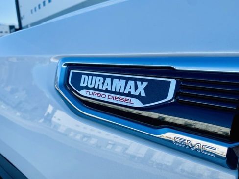 Used 2023 GMC Sierra 1500 Denali w/ Denali Reserve Package image 9