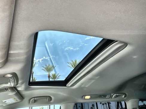 Used 2022 INFINITI QX80 Luxe w/ Cargo Package image 18