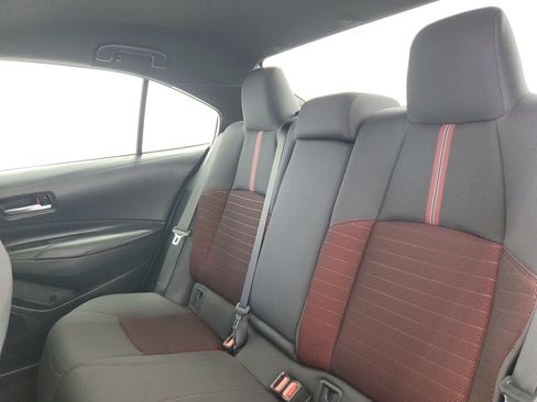 Used 2025 Toyota Corolla SE FWD image 12