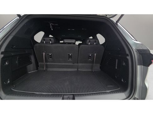 Used 2025 Buick Enclave Preferred w/ LPO, Floor Liner Package image 16