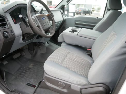 Used 2016 Ford F250 XL w/ XL Appearance Package AWD/4WD image 10