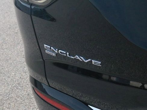 Used 2024 Buick Enclave Avenir w/ Avenir Technology Package image 8