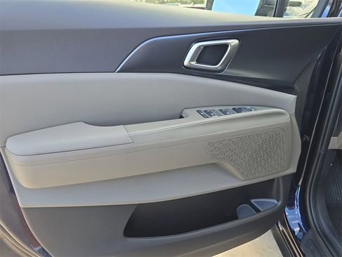 New 2026 Kia Carnival image 18