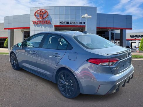 Used 2024 Toyota Corolla SE FWD image 5