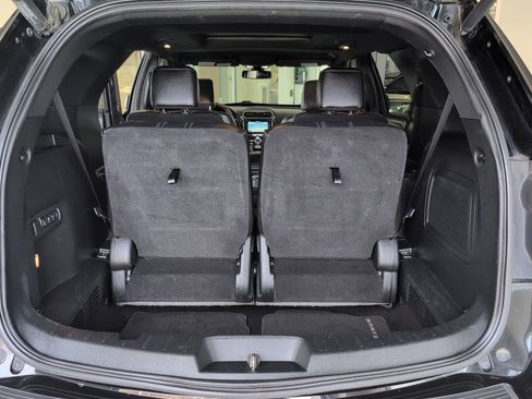 Used 2018 Ford Explorer Platinum image 36