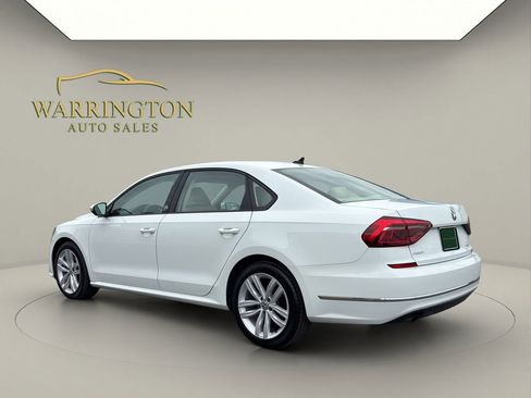 Used 2019 Volkswagen Passat 2.0T Wolfsburg w/ Wheels & Sunroof Package FWD image 5