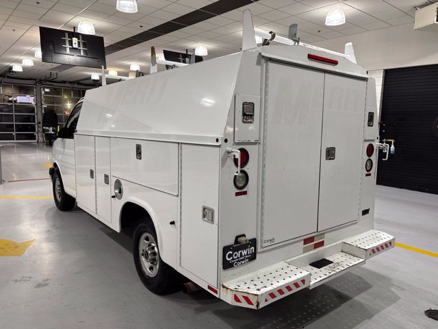 Used 2012 GMC Savana 3500 RWD image 4