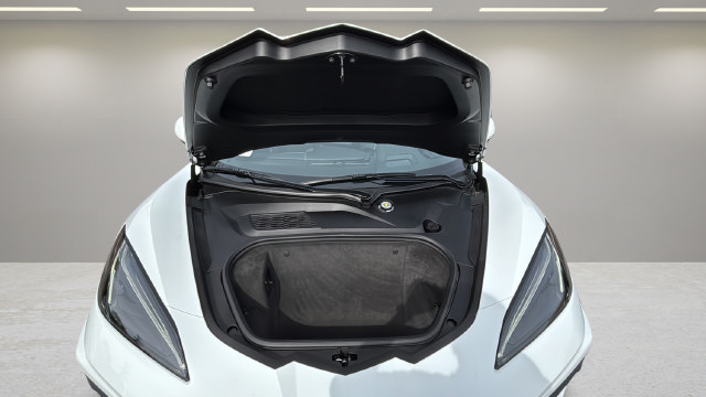 Used 2025 Chevrolet Corvette Stingray Preferred Cpe w/ Z51 Performance Package RWD image 40