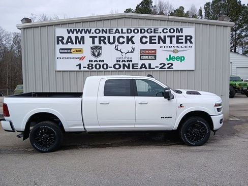 New 2026 RAM 2500 Limited image 2