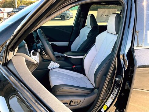 New 2026 Lexus TX 350 AWD image 17
