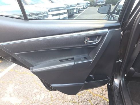 Used 2015 Toyota Corolla S image 27