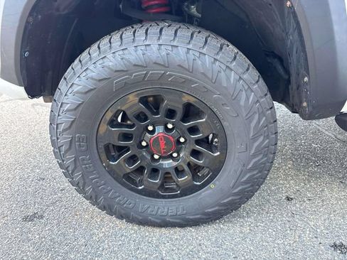 Used 2019 Toyota Tacoma TRD Pro AWD/4WD image 6