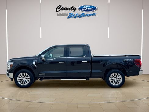 Used 2025 Ford F150 Lariat w/ Equipment Group 501A Mid AWD/4WD image 3