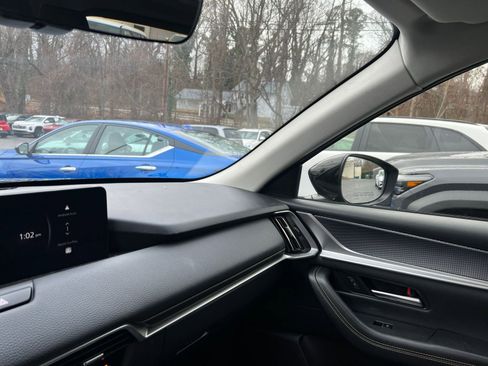 Used 2025 MAZDA CX-70 3.3 Turbo w/ Preferred Package image 29