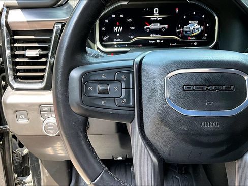 Used 2025 GMC Sierra 2500 Denali Ultimate AWD/4WD image 10