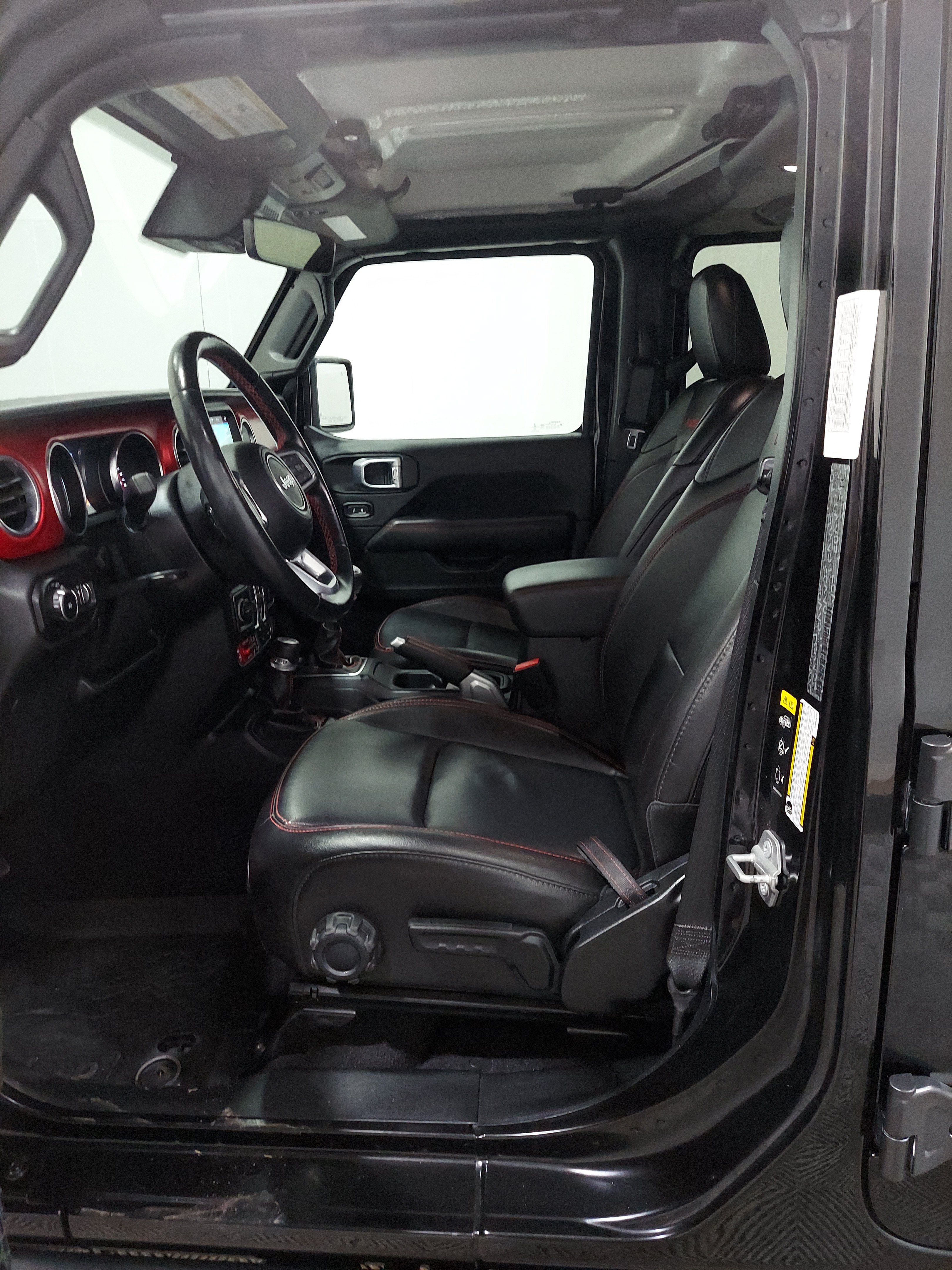 Used 2021 Jeep Wrangler Unlimited Rubicon w/ Dual Top Group AWD/4WD image 12