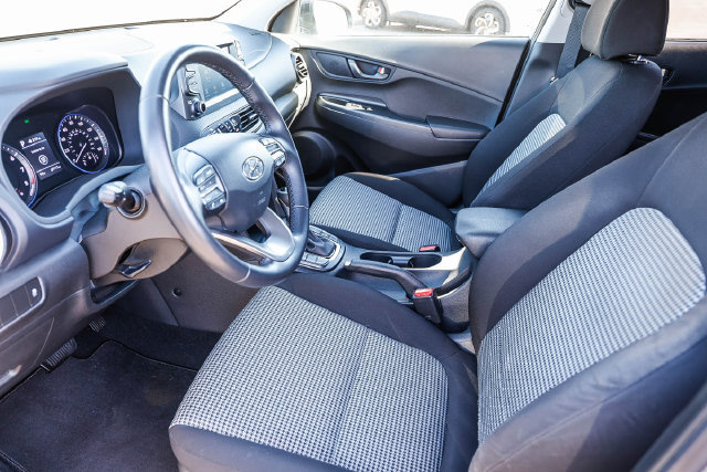 Used 2018 Hyundai Kona SEL AWD/4WD image 22