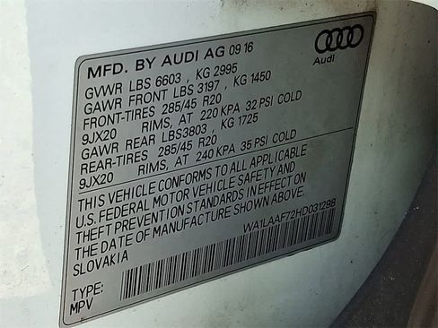 Used 2017 Audi Q7 3.0T Premium Plus w/ Premium Plus Package image 29