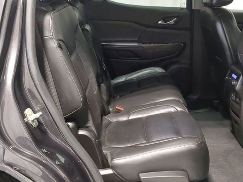 Used 2019 GMC Acadia SLT w/ LPO, Cargo Package AWD/4WD image 24
