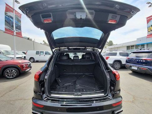 Used 2015 Porsche Cayenne Diesel AWD/4WD image 25