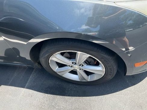 Used 2013 Chevrolet Cruze LT FWD image 3