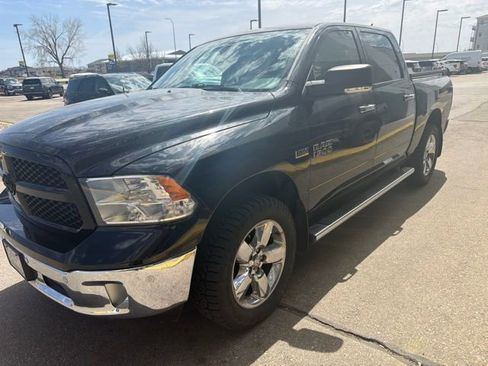 Used 2017 RAM 1500 Big Horn AWD/4WD image 3