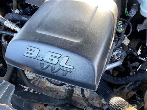 Used 2017 RAM 1500 Tradesman w/ Power & Remote Entry Group image 34