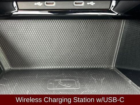 Used 2023 Volkswagen Golf R AWD/4WD image 14