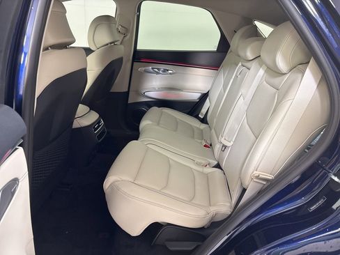 New 2026 Genesis GV70 2.5T Advanced AWD/4WD image 23