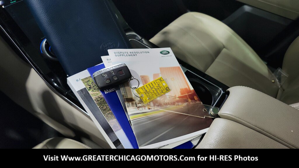 Used 2019 Land Rover Range Rover Velar S AWD/4WD image 31