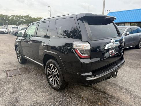 Used 2016 Toyota 4Runner Limited image 9