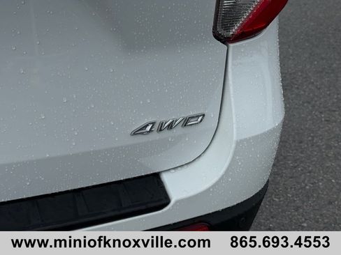 Used 2023 Ford Explorer XLT w/ Equipment Group 202A AWD/4WD image 11