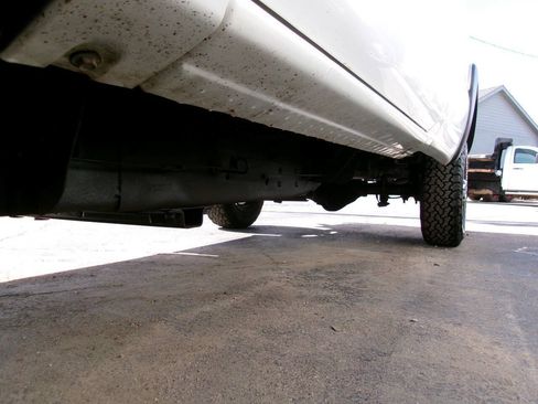 Used 2005 Chevrolet Silverado 2500 W/T AWD/4WD image 11