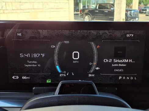 New 2026 GMC Hummer EV SUV image 9