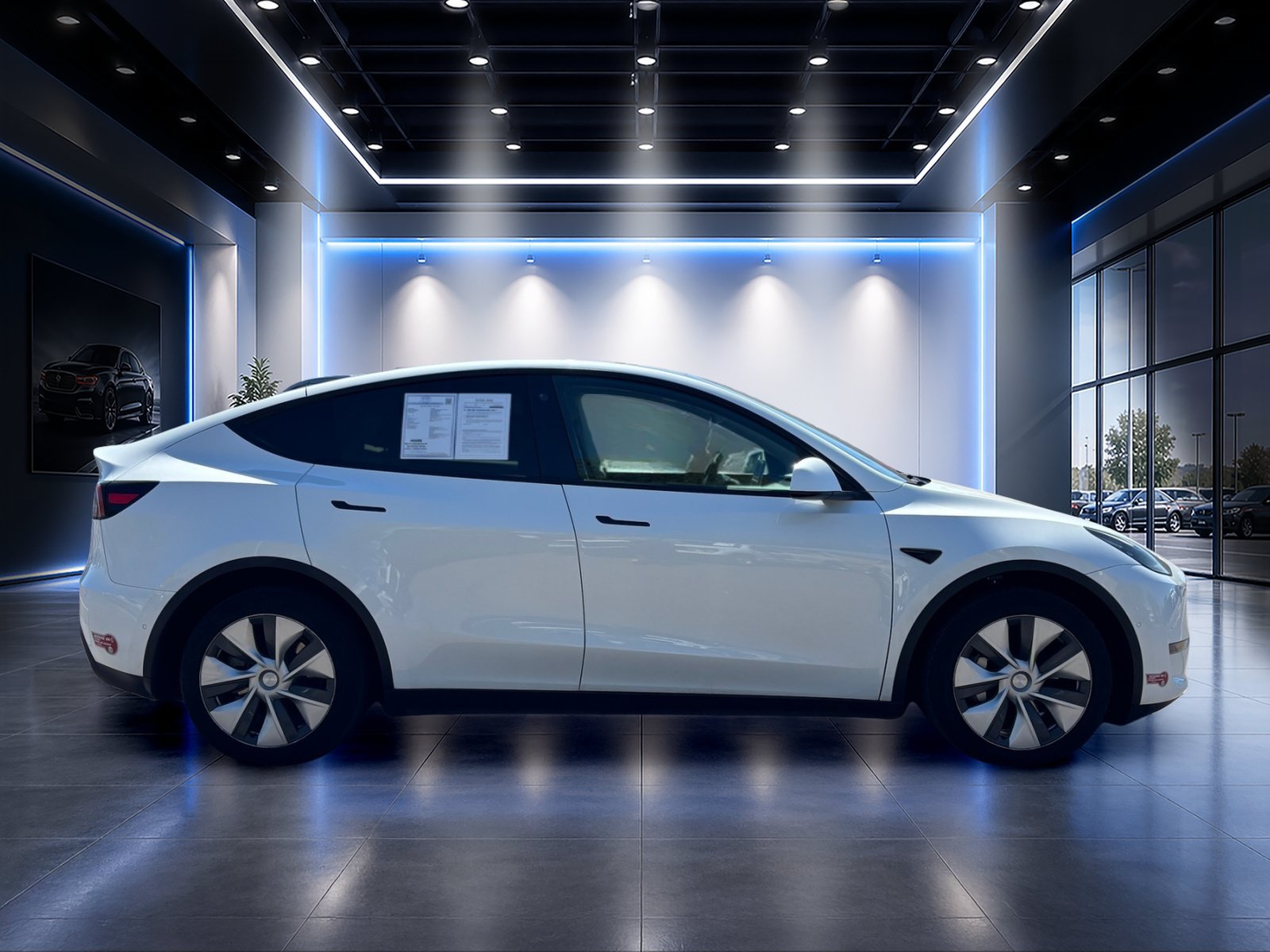Used 2022 Tesla Model Y Long Range AWD/4WD image 3