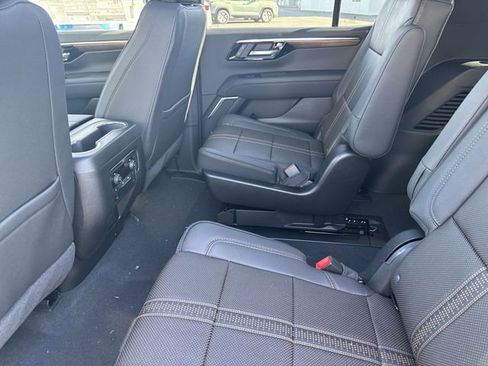 New 2026 Chevrolet Tahoe High Country w/ Sun And Tow Package image 15