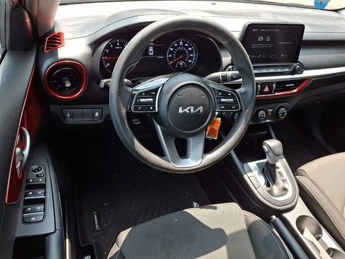 Used 2023 Kia Forte LXS FWD image 9