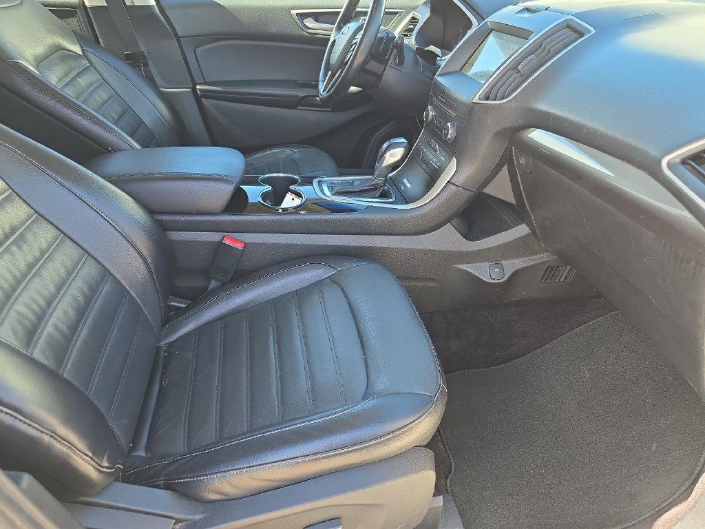 Used 2017 Ford Edge SEL w/ Equipment Group 201A AWD/4WD image 10