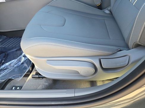 New 2026 Hyundai Elantra Sport FWD image 27