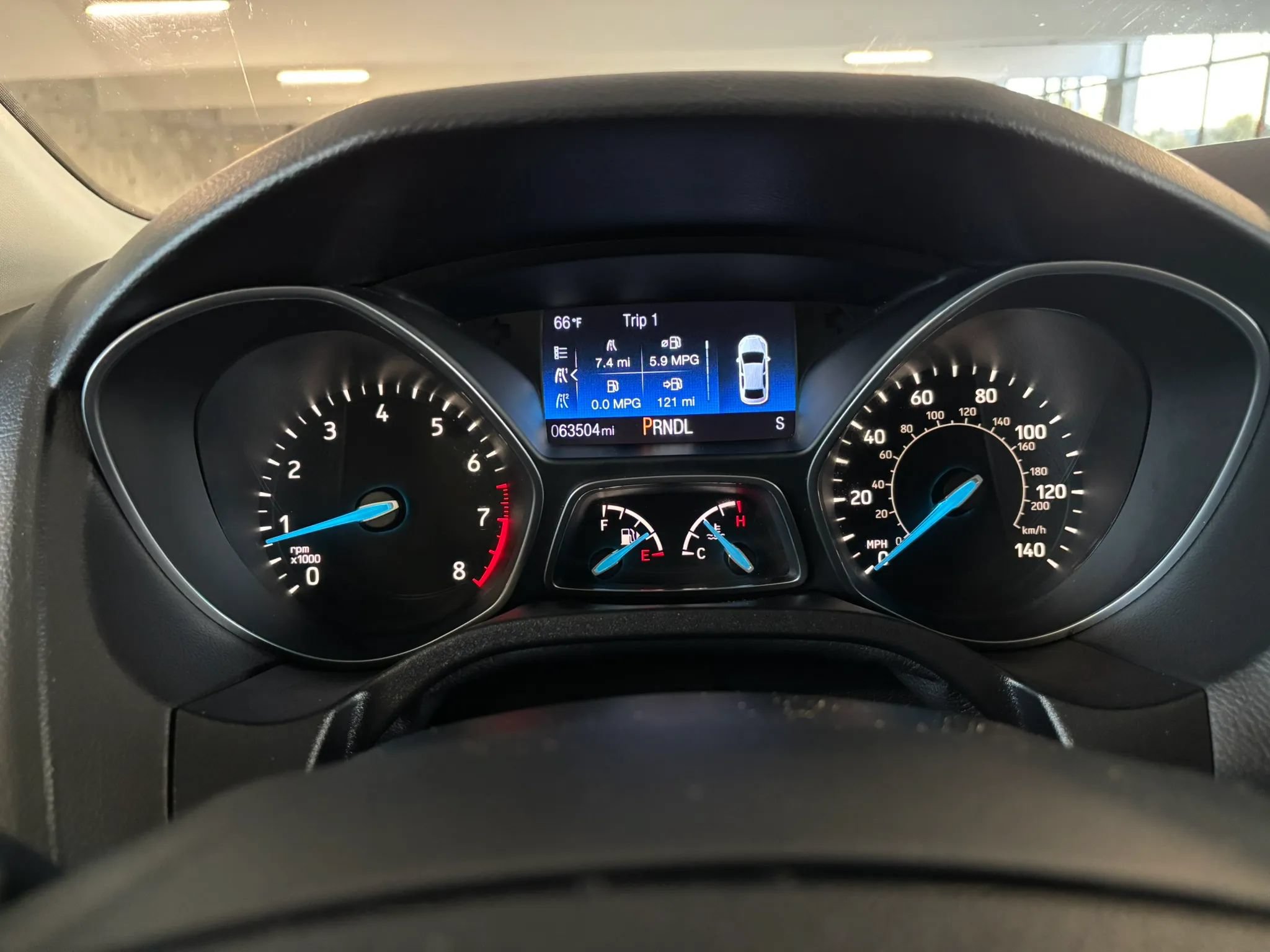Used 2016 Ford Focus SE w/ SE Cold Weather Package FWD image 33
