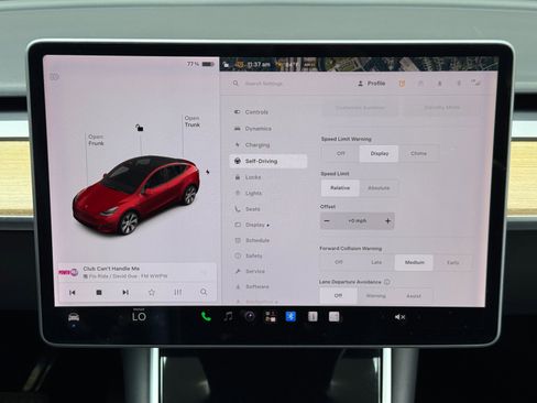Used 2021 Tesla Model Y Long Range AWD/4WD image 24