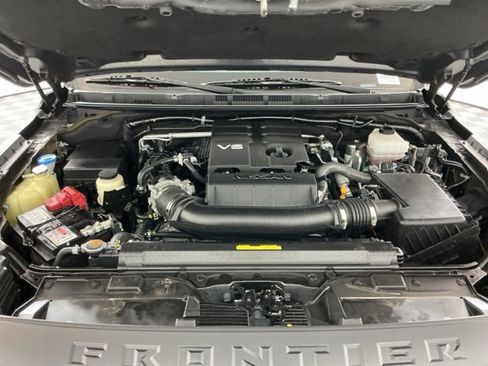 Used 2023 Nissan Frontier PRO-4X w/ Pro-4X Premium Package image 28