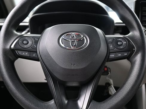 Used 2022 Toyota Corolla Cross L FWD image 22