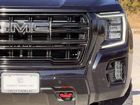 Used 2022 GMC Yukon AT4 image 10