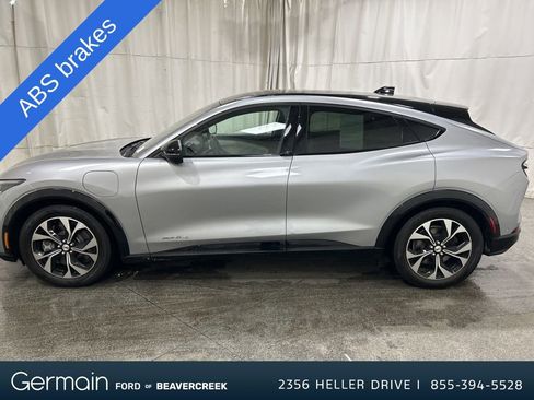 Used 2021 Ford Mustang Mach-E Premium image 6